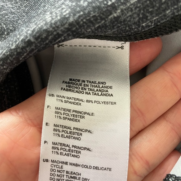 Adidas Cropped Legging - Picture 5 of 6